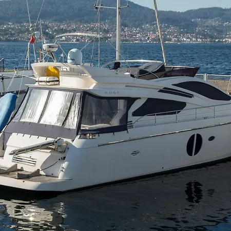 R54 Premium Yacht